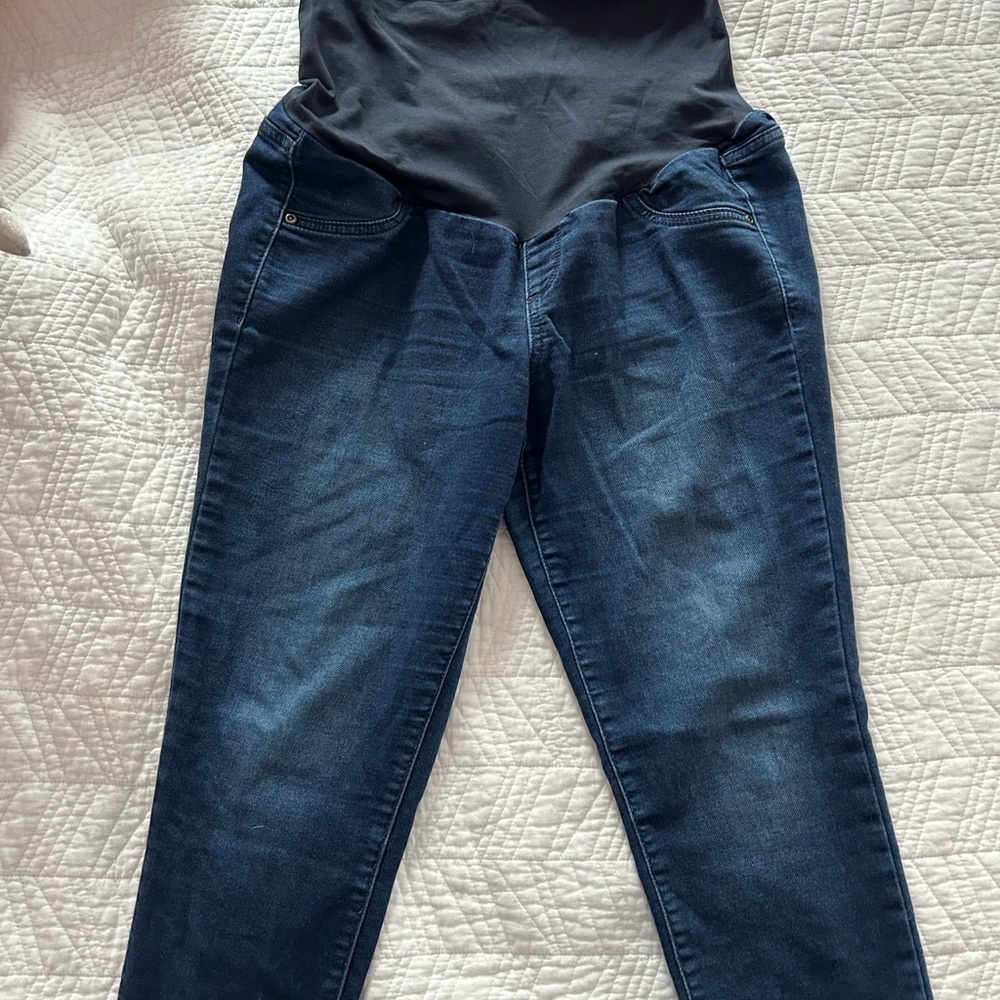 Maternity jeggings